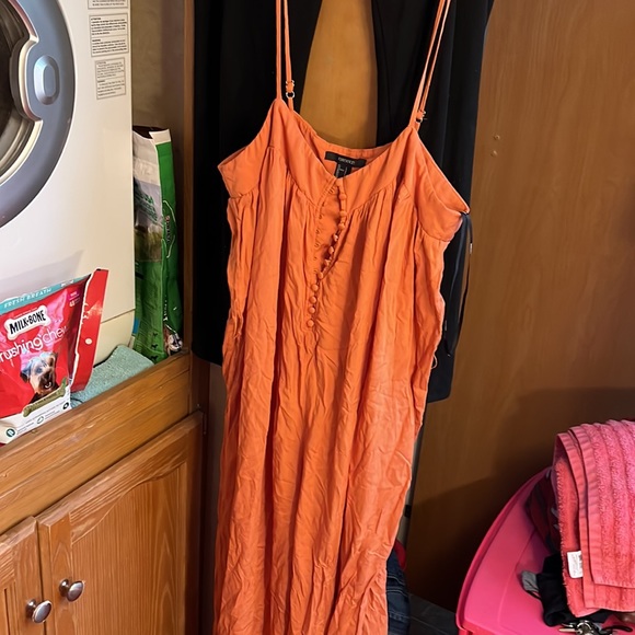 Forever 21 romper lg. never worn. - Picture 3 of 4